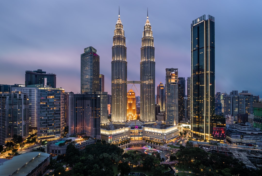 Malaysia Tax Residency: Your Complete Guide to Becoming a Resident